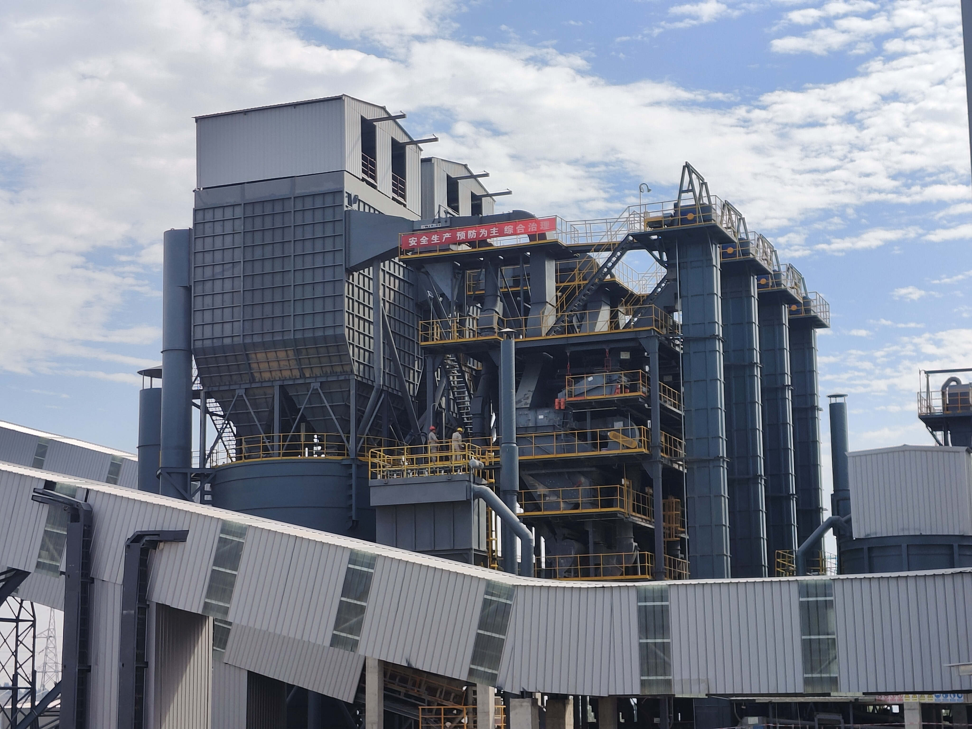 28項大型基礎建設工程獲批，制砂樓助力企業(yè)提高砂石品質(zhì)