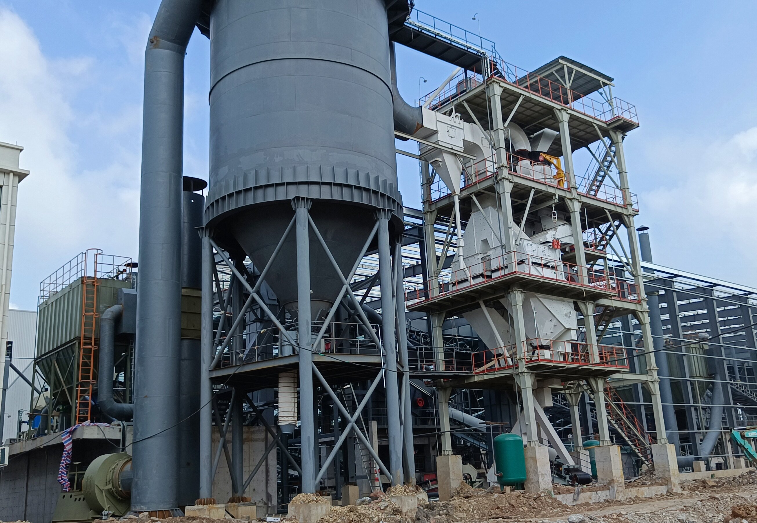 制砂樓技術(shù)優(yōu)勢大揭秘：從環(huán)保到智能，重塑砂石生產(chǎn)新生態(tài)